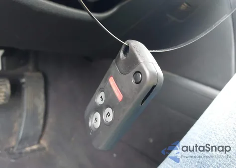 2006 Acura Rl 3.5 from USA, damaged, VIN JH4KB16516C012532